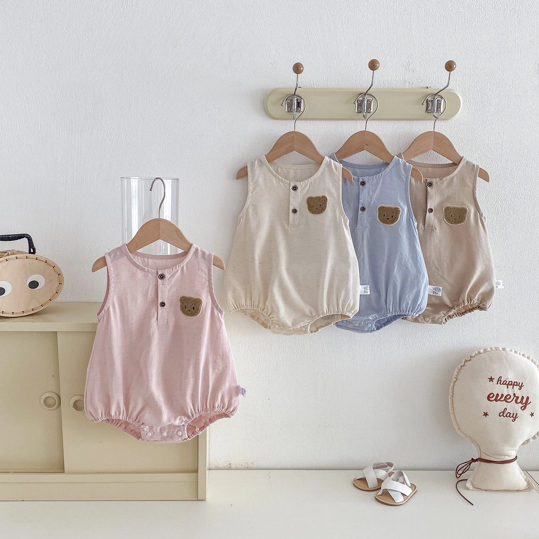 Cute Sleeveless Infant Romper Bear Embroidery Multi Colors